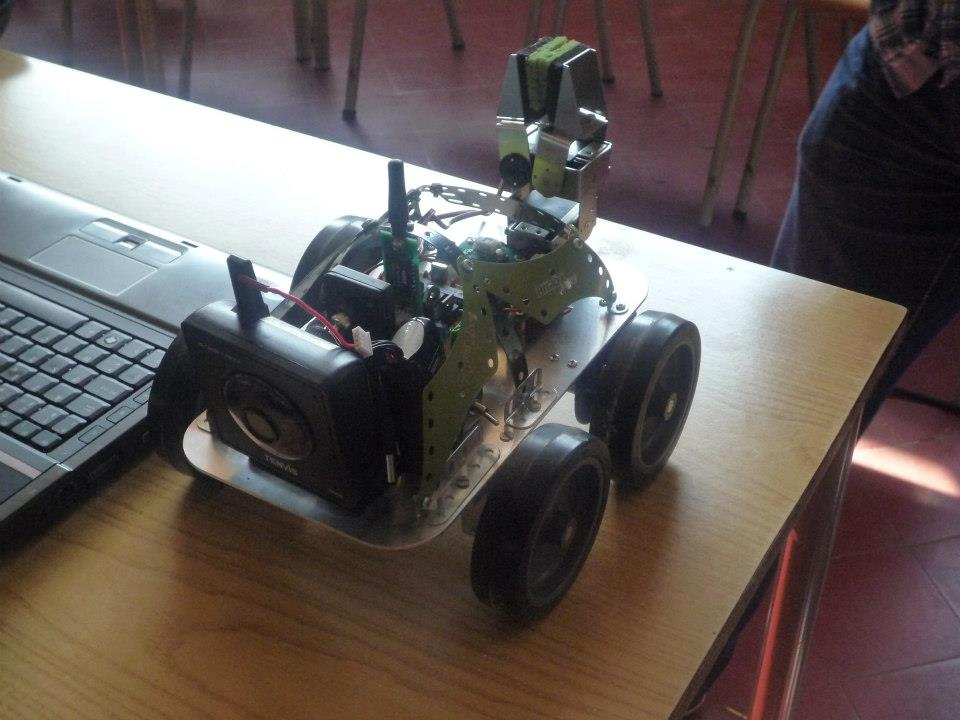 Concours de robotique - Photo d'un robot 2