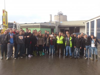 Les 2e et 3e Bac en Chimie de Mons visitent IDELUX