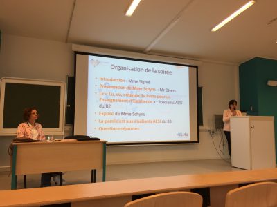 La Ministre Schyns et les étudiants de Loverval
