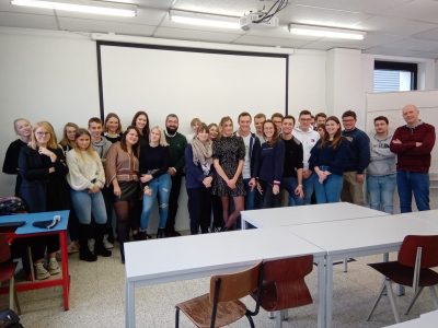 La désinformation en ligne, conférence donnée par Bogdan Oprea, ancien étudiant HELHa