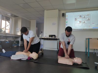 Les cercles étudiants de la HELHa formés aux premiers secours