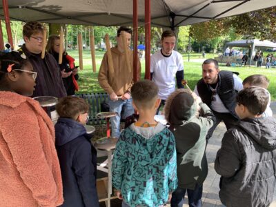 D’étranges machines sonores créées par les étudiant·e·s du Département Éducation de Gosselies