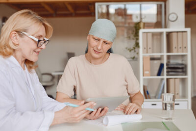 Infirmier.ère ? Spécialise-toi en Oncologie à la HELHa !
