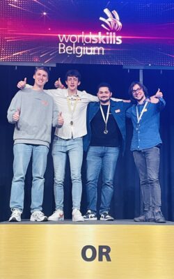 4 finalistes & 3 médaillés HELHa aux StarTech’s Days 2023 !